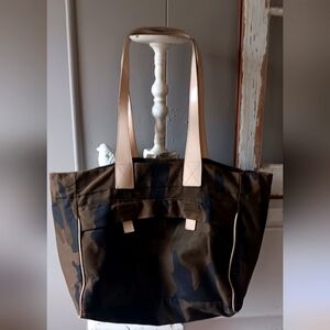 Vintage Furla Large Camouflage Canvas & Leather Tote Bag⚘️